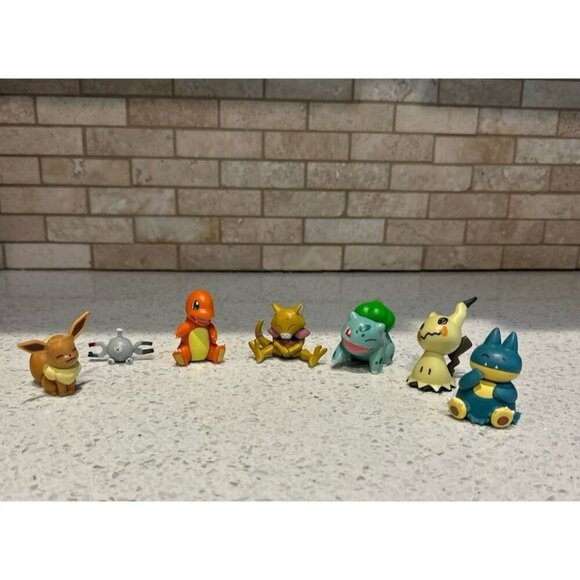Wct‎ Mini Pokemon figurines - Picture 1 of 8